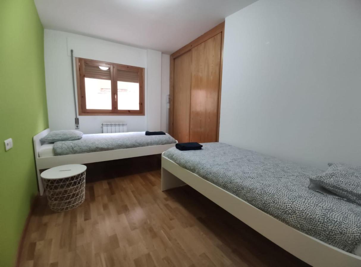 Apartamento Miral21 Jaca Exterior foto